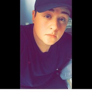 Meet your Posher, Marissa